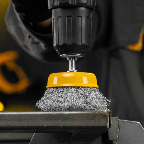 Щетка для дрели, 75 мм, Чашка, со шпилькой, нержавеющая витая проволока Denzel по ценам производителя в Краснодаре с доставкой по всей России