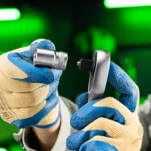 Ключ-трещотка 1/2", 45 зубьев, с быстрым сбросом, матовый хром Сибртех по ценам производителя в Краснодаре с доставкой по всей России