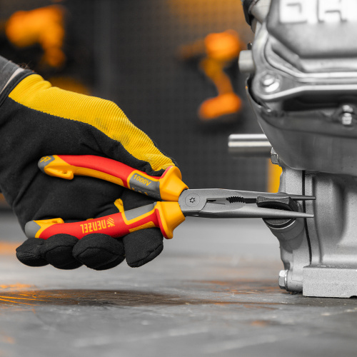 Длинногубцы прямые, диэлектрические рукоятки до 1000 В, трехкомпонентные рукоятки, 205мм Denzel по ценам производителя в Краснодаре с доставкой по всей России