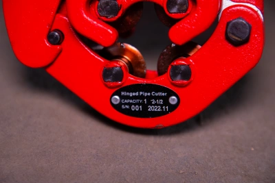 Труборез с хомутной защелкой TOR GH2S для стальных труб 1/2"- 2 1/2" по ценам производителя в Краснодаре с доставкой по всей России