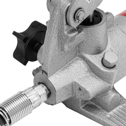 Растяжка гидравлическая, 4 т, набор из 17 предметов, 7 сменных насадок, в пластиковом кейсе Matrix по ценам производителя в Краснодаре с доставкой по всей России