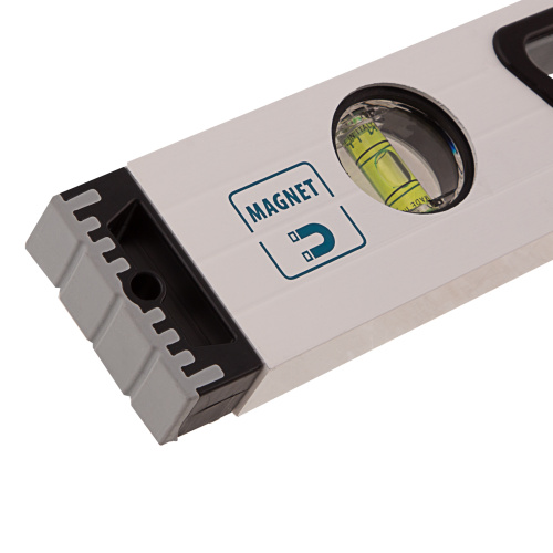 Уровень алюминиевый, 600 мм, усиленный, рукоятки, фрезерованный, 3 глазка, магнитный Gross по ценам производителя в Краснодаре с доставкой по всей России