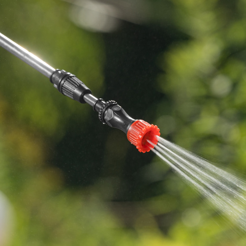 Опрыскиватель ранцевый аккумуляторный D-16LA, 16 л, 12 В, 8 Ач Denzel по ценам производителя в Краснодаре с доставкой по всей России