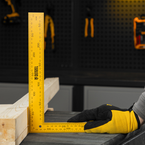 Угольник стальной, 200 х 300 мм Denzel по ценам производителя в Краснодаре с доставкой по всей России