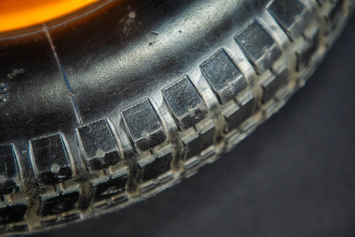 Колесо пневматическое резиновое 345 мм 3.25-8 по ценам производителя в Краснодаре с доставкой по всей России