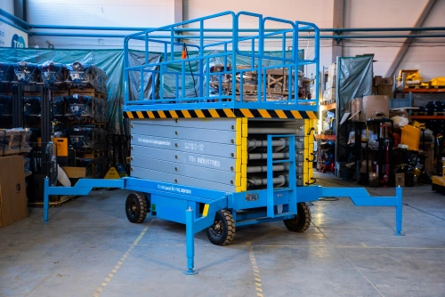 Подъемник ножничный передвижной аккумуляторный 500 кг, 12/14 м, 24/85 В/Ач TOR SJY-0,5-12 DC по ценам производителя в Краснодаре с доставкой по всей России