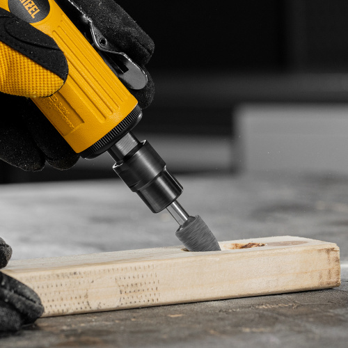 Пневмошлифмашина прямая PGS25000, 25000 об/мин, 10 шлиф. камней, цанга - 3, 6 мм, 113 л/мин Denzel по ценам производителя в Краснодаре с доставкой по всей России