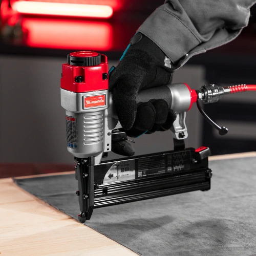 Нейлер-степлер пневматический 3 в 1, с регулировкой глубины забивания, гвозди 18GA, гвозди 16GA, скобы 18 GA Matrix по ценам производителя в Краснодаре с доставкой по всей России