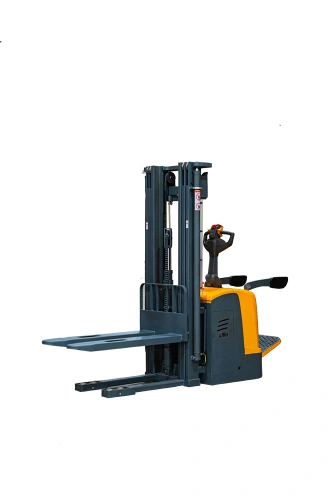 Штабелер самоходный 1,5 т 4,5 м XILIN CDDK15-III 24/200 В/Ач (с платформой) по ценам производителя в Краснодаре с доставкой по всей России