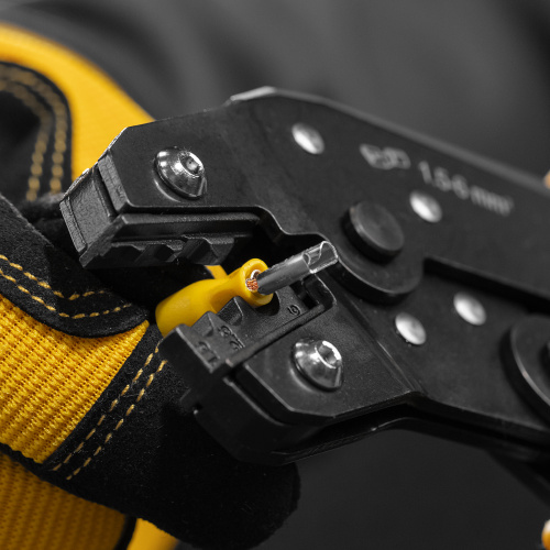 Клещи для обжима неизолированных наконечников НК и НВ, разъемов РП, 1,5 - 6 мм2 Denzel по ценам производителя в Краснодаре с доставкой по всей России