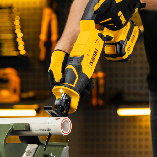 Пила сабельная аккумуляторная RS-180, Li-Ion, 20 В Denzel по ценам производителя в Краснодаре с доставкой по всей России