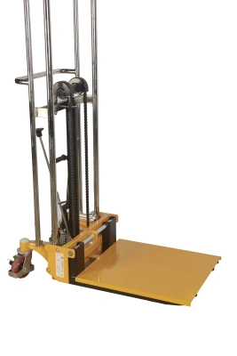 Штабелер гидравлический 0,4 т 1,7 м TOR PJ4170 облегченный по ценам производителя в Краснодаре с доставкой по всей России