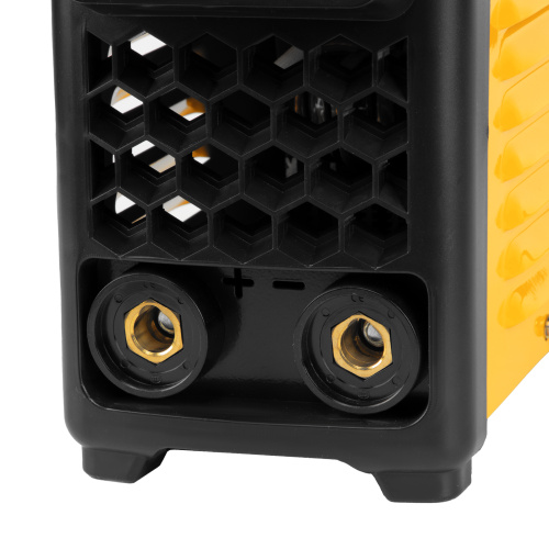 Аппарат инвертор. дуговой сварки SDM-200 Top, 200 А, ПВ 80% Denzel по ценам производителя в Краснодаре с доставкой по всей России