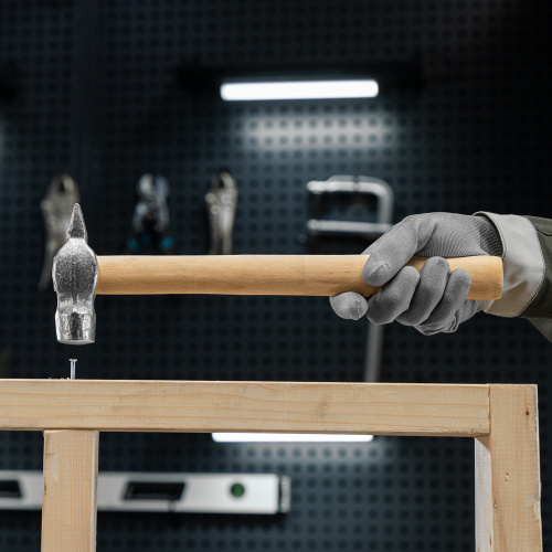 Молоток слесарный, 600 г, круглый боек, деревянная рукоятка по ценам производителя в Краснодаре с доставкой по всей России