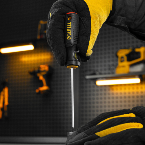 Отвертка, PH0х100 мм, S2, 3к рукоятка Denzel по ценам производителя в Краснодаре с доставкой по всей России