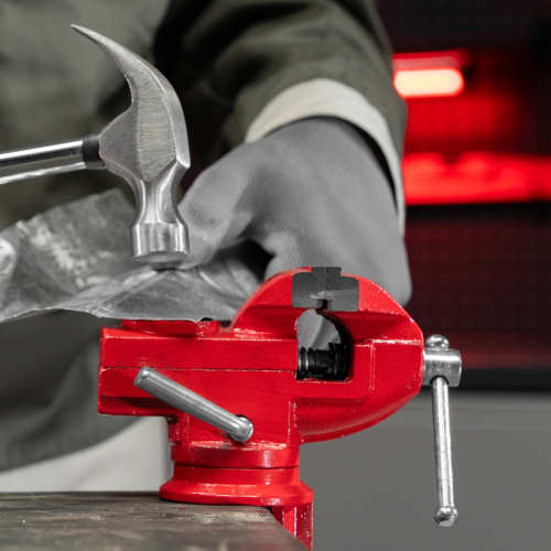 Тиски слесарные, 50 мм, настольные, поворотные, c наковальней MTX по ценам производителя в Краснодаре с доставкой по всей России