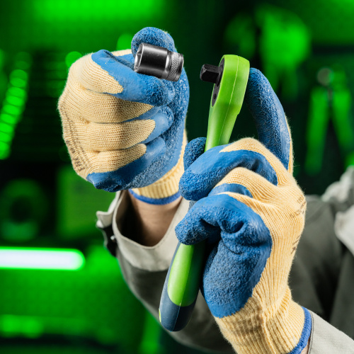 Ключ-трещотка 3/8", CrV, 72 зуба, с быстрым сбросом Сибртех по ценам производителя в Краснодаре с доставкой по всей России