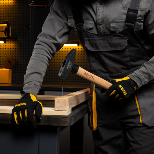 Молоток слесарный, 1000 г, кованый квадратный боек, буковая рукоятка Denzel по ценам производителя в Краснодаре с доставкой по всей России