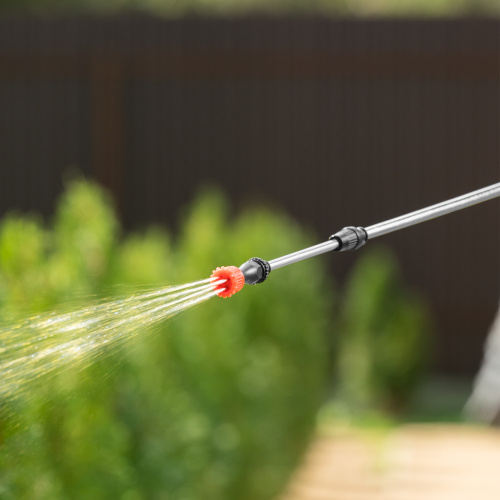 Опрыскиватель ранцевый аккумуляторный D-12LA, 12 л, 12 В, 8 Ач Denzel по ценам производителя в Краснодаре с доставкой по всей России