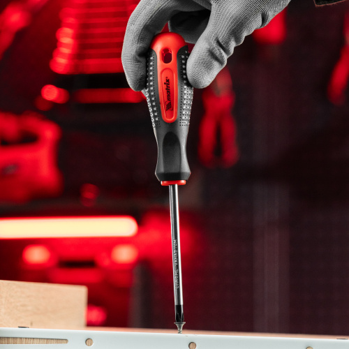 Набор отверток Fusion на подвесной полке 18 шт, CrV Matrix по ценам производителя в Краснодаре с доставкой по всей России