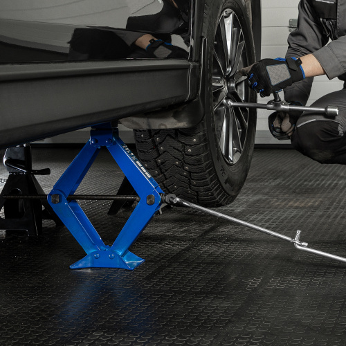 Ромбовый домкрат, 2 т, 110-390 мм Stels по ценам производителя в Краснодаре с доставкой по всей России