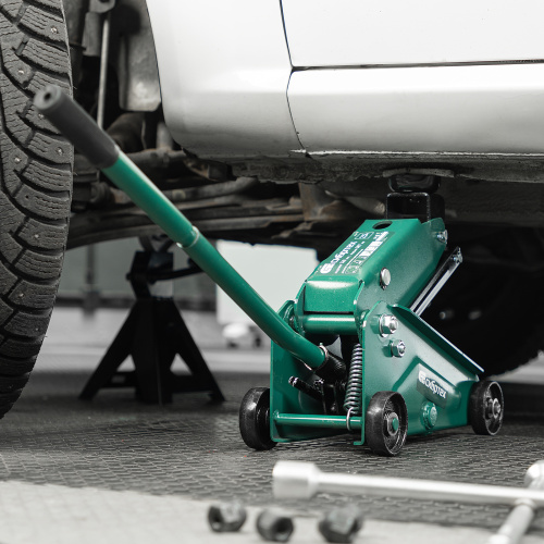 Домкрат гидравлический подкатной, 2,5 т, 148-387 мм Сибртех по ценам производителя в Краснодаре с доставкой по всей России