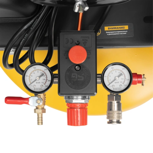 Компрессор воздушный BCV2200/100V, ременный привод , 2.3 кВт, 100 литров, 440 л/мин Denzel по ценам производителя в Краснодаре с доставкой по всей России