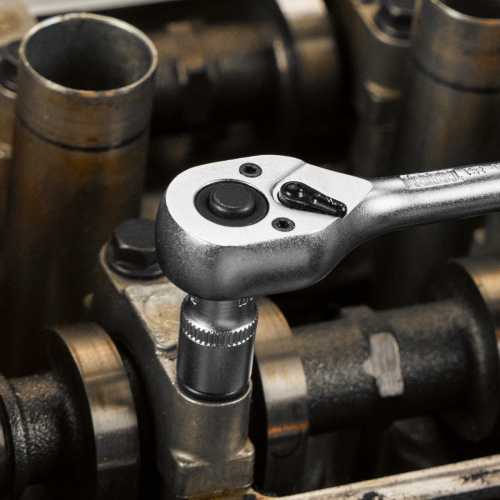 Ключ-трещотка 1/4", 90 зубьев, с быстрым сбросом, CrV Denzel по ценам производителя в Краснодаре с доставкой по всей России