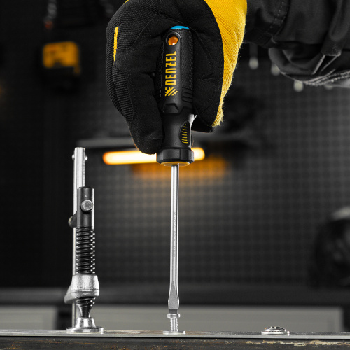 Отвертка, SL5x100 мм, S2, 3к рукоятка Denzel по ценам производителя в Краснодаре с доставкой по всей России