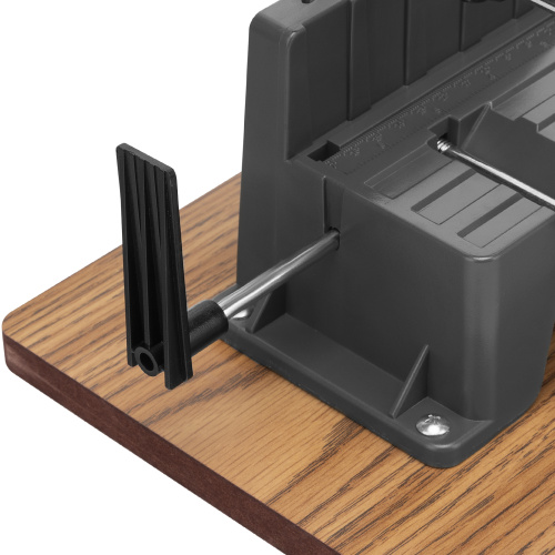 Стусло прецизионное, двухплоскостное, пила 600 мм, две прижимные струбцины, ограничительный упор Gross по ценам производителя в Краснодаре с доставкой по всей России