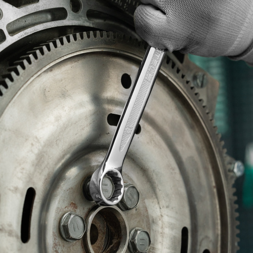 Ключ комбинированный, 18 мм, CrV, антислип Stels по ценам производителя в Краснодаре с доставкой по всей России