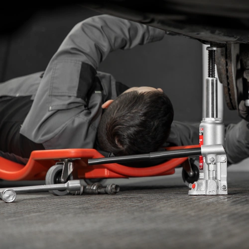 Домкрат гидравлический бутылочный, 4 т, высота подъема 194-372 мм, в пластиковый кейсе Matrix по ценам производителя в Краснодаре с доставкой по всей России