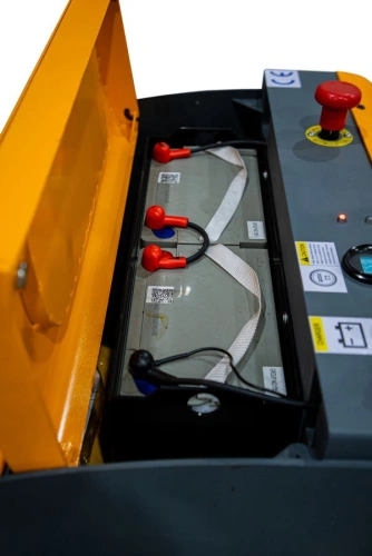 Штабелер самоходный 1,0 т 3,0 м XILIN CPD10W с наклоном мачты и противовесом 24/105 В/Ач по ценам производителя в Краснодаре с доставкой по всей России