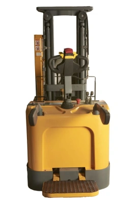 Штабелер самоходный 1,5 т 4,5 м XILIN CPD15R с наклоном мачты и противовесом 24/320 В/Ач по ценам производителя в Краснодаре с доставкой по всей России