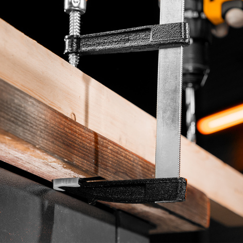 Струбцина F-образная, 300 х 80 мм Sparta по ценам производителя в Краснодаре с доставкой по всей России