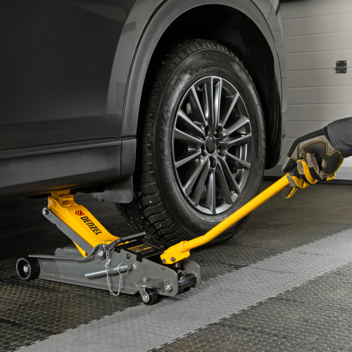 Домкрат гидравлический подкатной с фиксатором, 2,5 т, 85-385 мм Denzel по ценам производителя в Краснодаре с доставкой по всей России