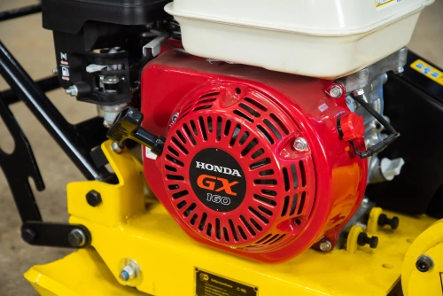 Виброплита 80 кг, 16кН (Honda) без бака колесный комплект TOR C-90L по ценам производителя в Краснодаре с доставкой по всей России