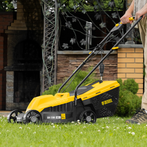 Газонокосилка электрическая GM-1100, 1100 Вт, шир. 32 см, 3 уров., травосб. 30 л Denzel по ценам производителя в Краснодаре с доставкой по всей России